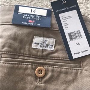 NWT vineyard vines boy size 14